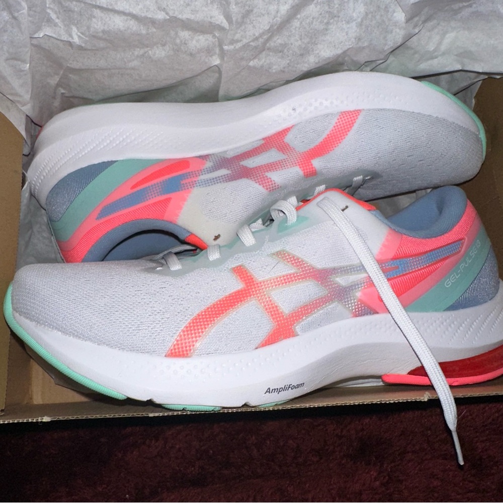 ASICS Women's Gel-Excite Running Shoes - White and Pink